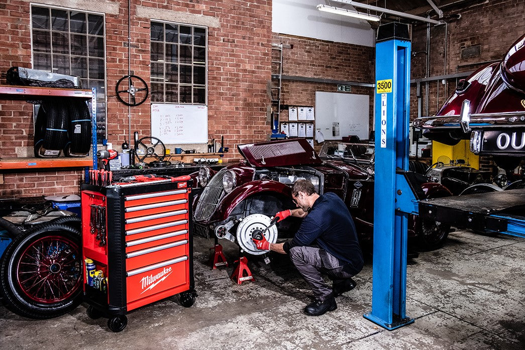 Milwaukee Werkstattwagen Werkzeugwagen 78cm leer