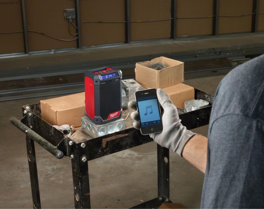 Milwaukee 12V M12 RCDAB+-0 DAB+ Radio with Power Supply