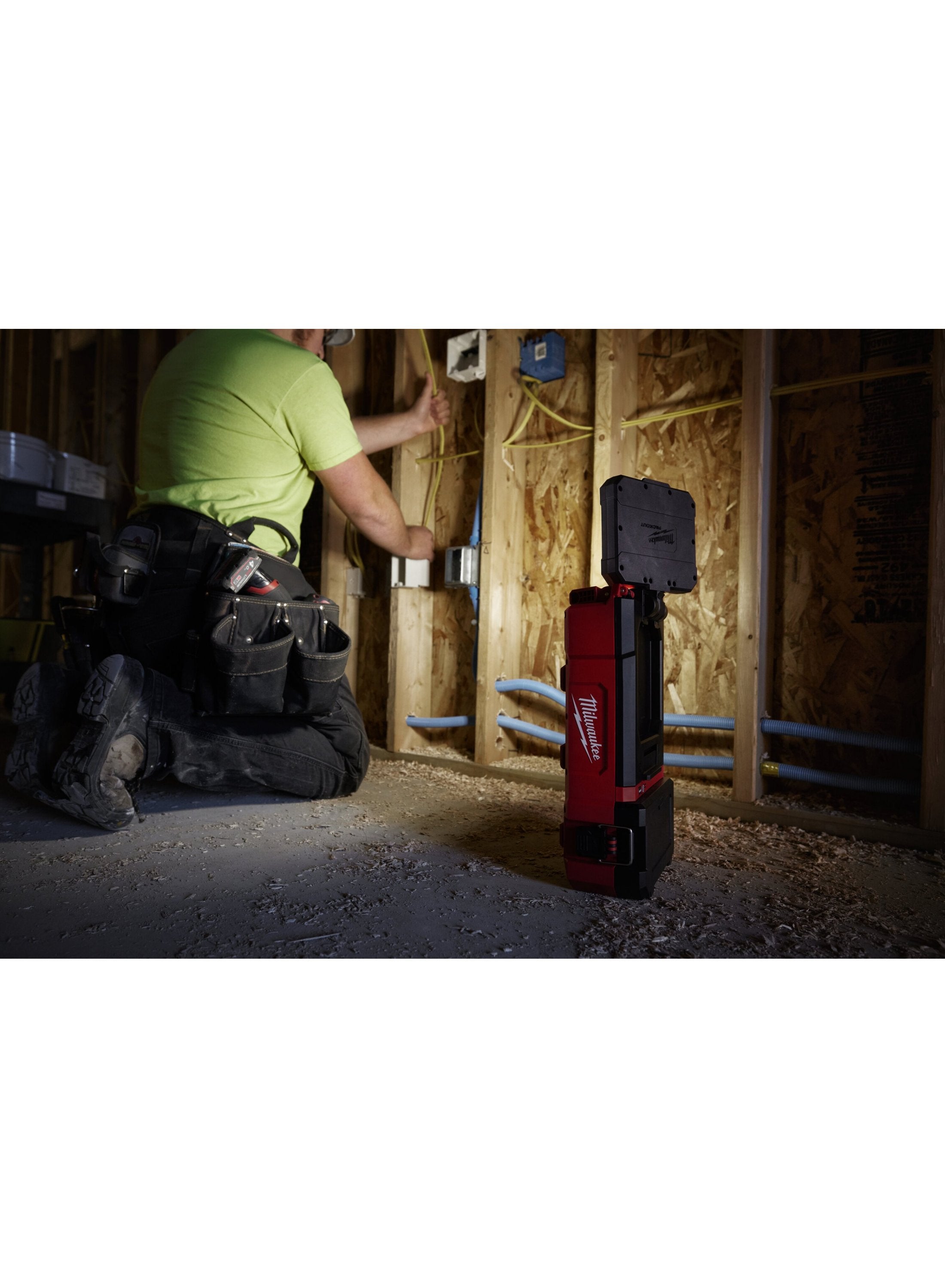 Milwaukee Akku-Leuchte Baustrahler LED PACKOUT M12 12V POAL-0