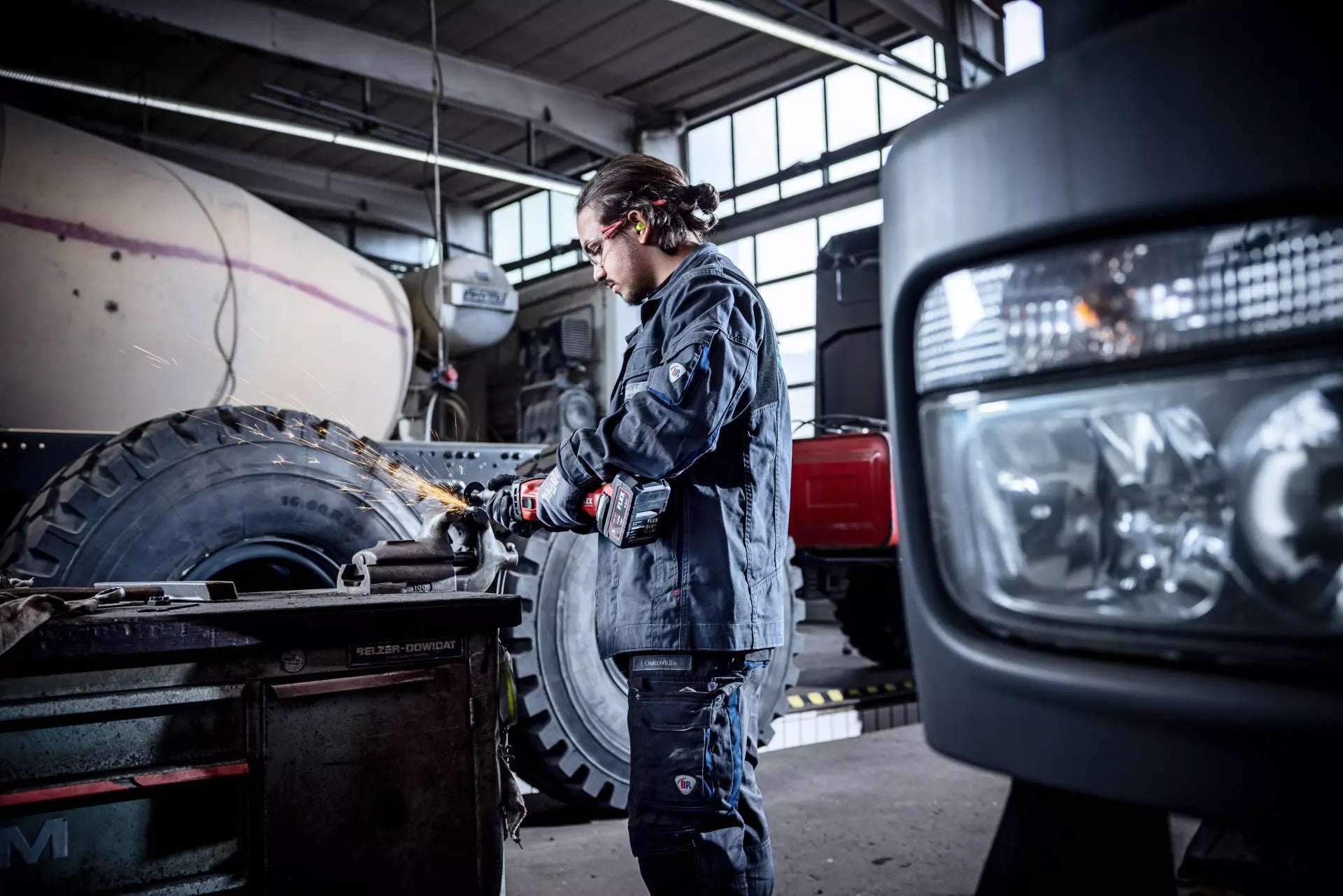 FLEX Akku-Geradschleifer 18V DGE 25 18.0-EC C 518867