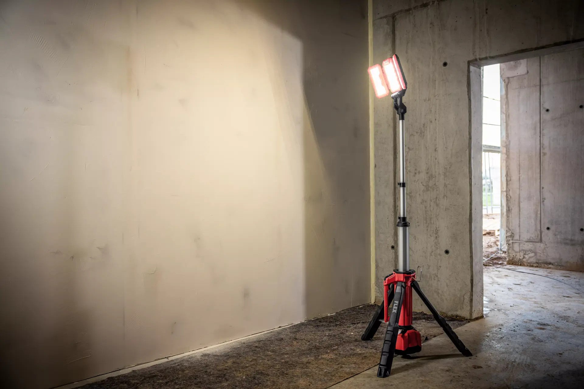 FLEX Cordless LED Work Light with Tripod 18V TL 4000 18.0/230 530375