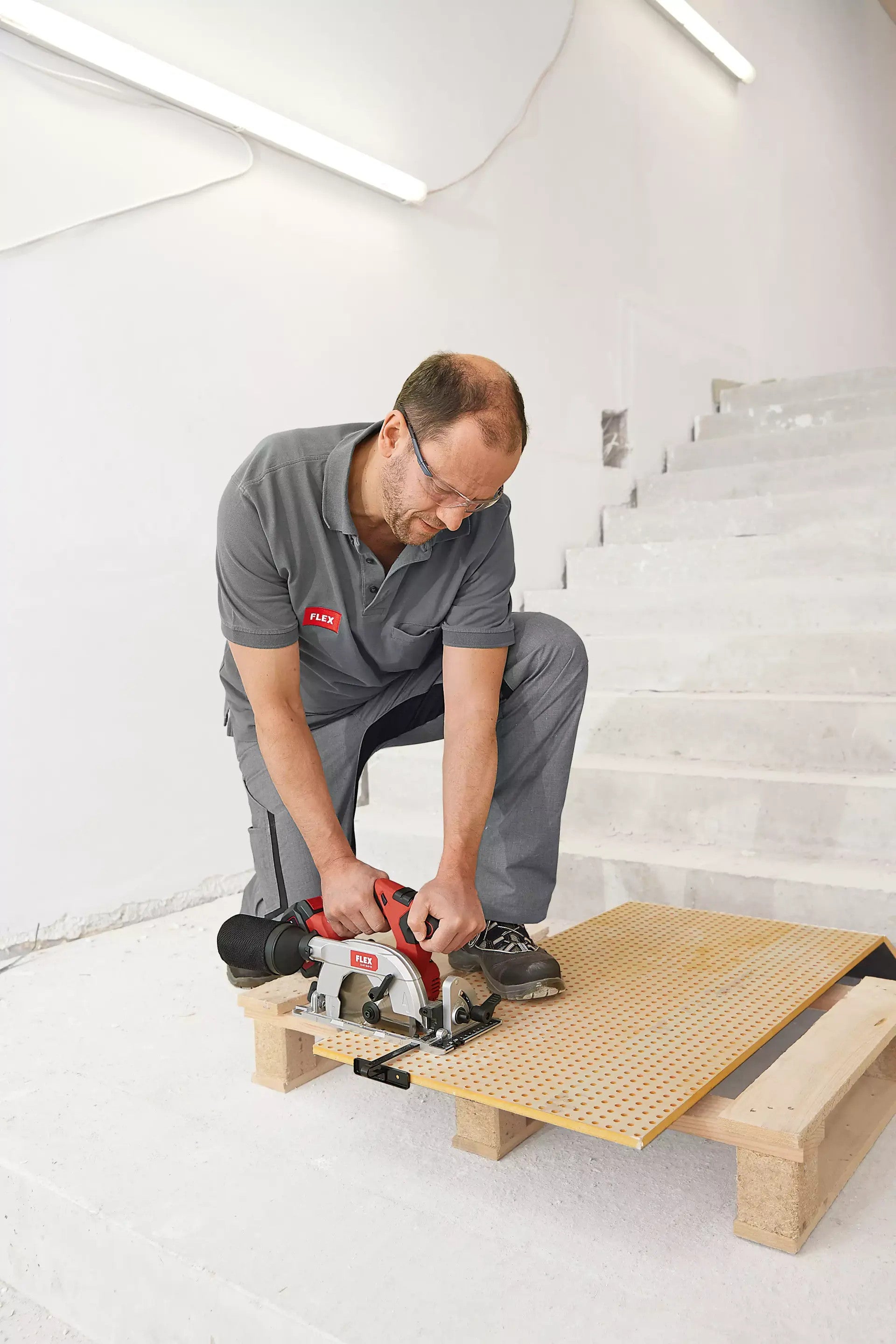 FLEX cordless hand-held circular saw with pendulum hood 18V CS 62 18.0-EC C 491322