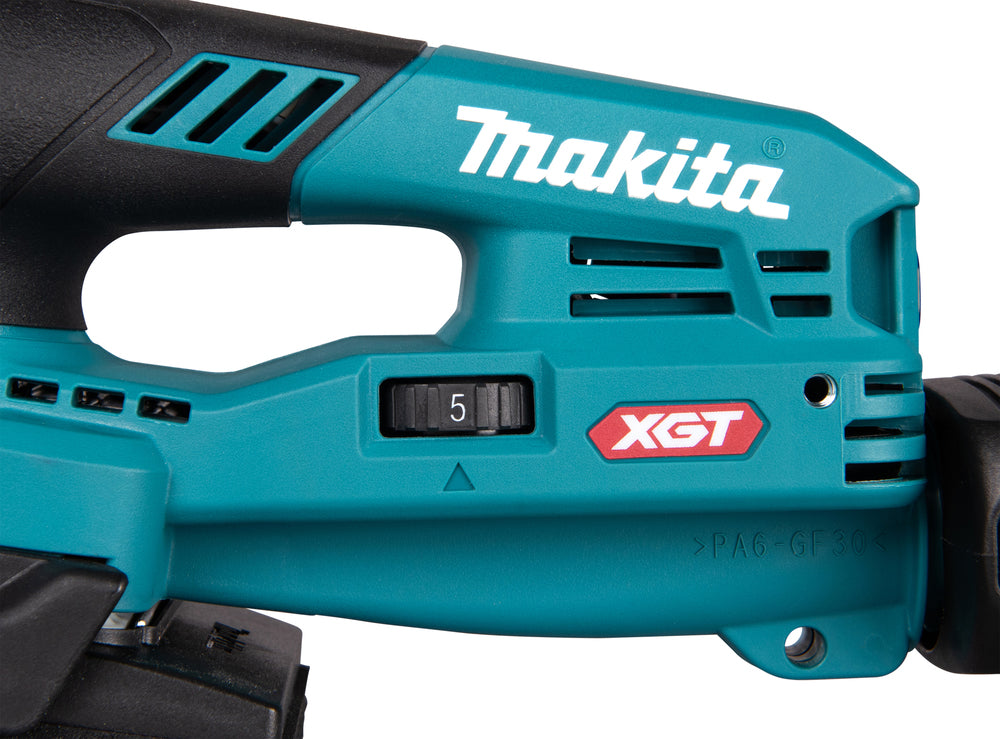 Makita 40V Cordless Orbital Sander XGT BO005CGZ