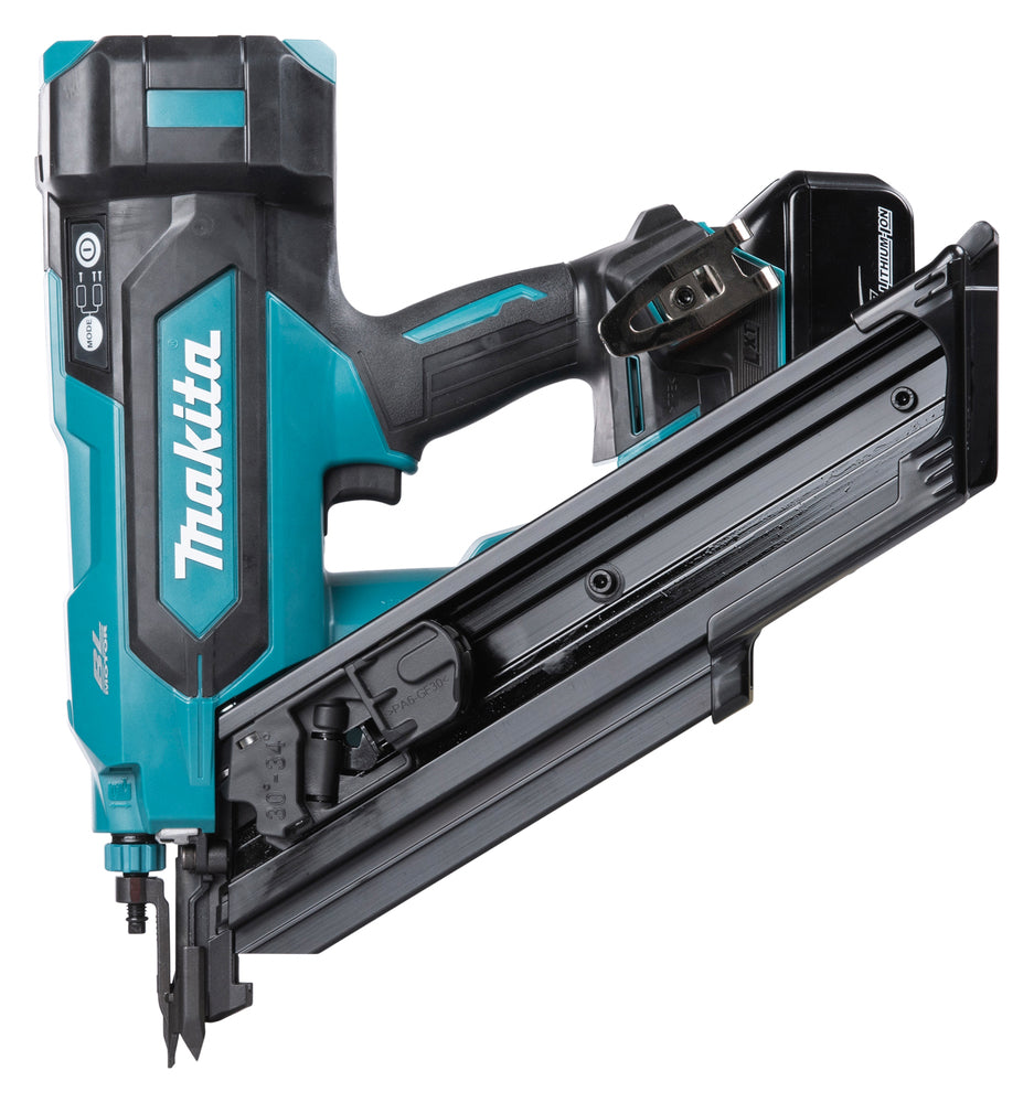 Makita Cordless Strip Nailer 18V DBN900ZK LXT 50-90 mm