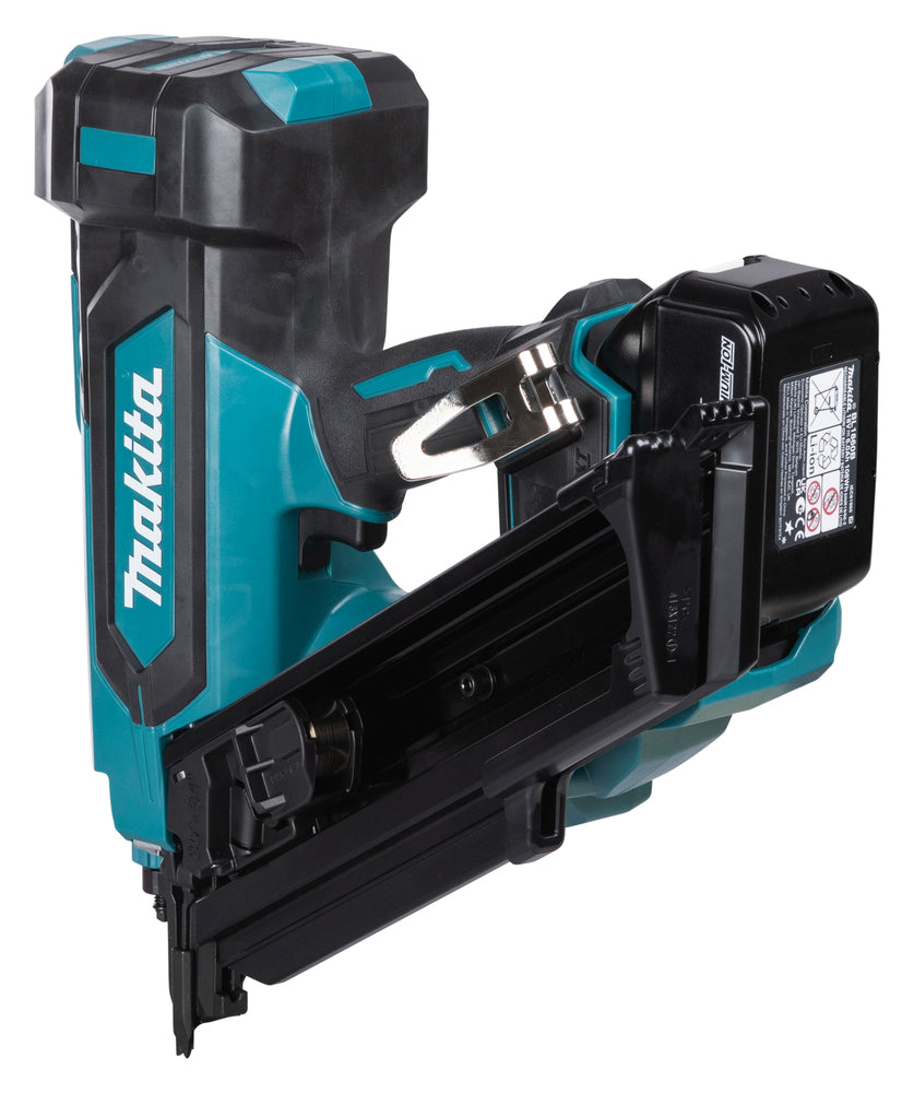 Makita Cordless Strip Nailer 18V DBN900ZK LXT 50-90 mm