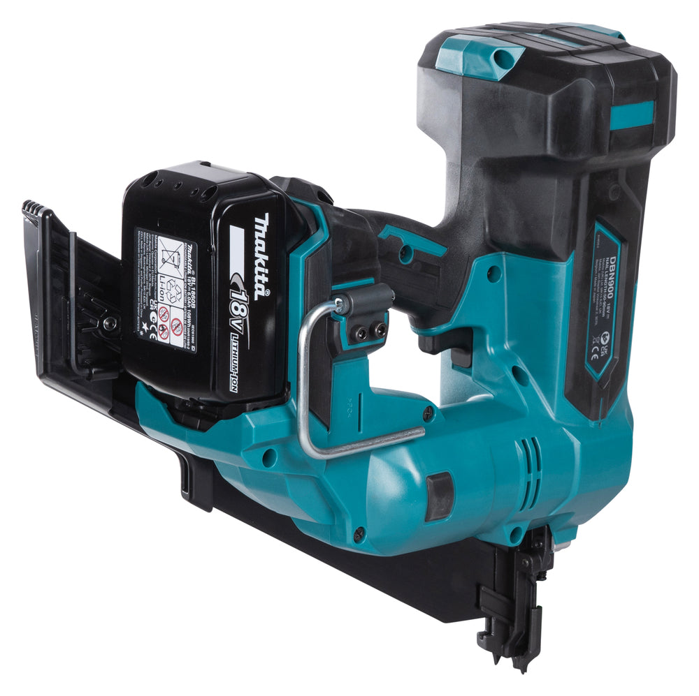 Makita Cordless Strip Nailer 18V DBN900ZK LXT 50-90 mm