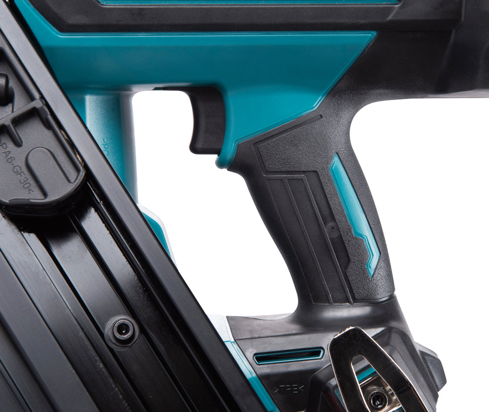 Makita Cordless Strip Nailer 18V DBN900ZK LXT 50-90 mm