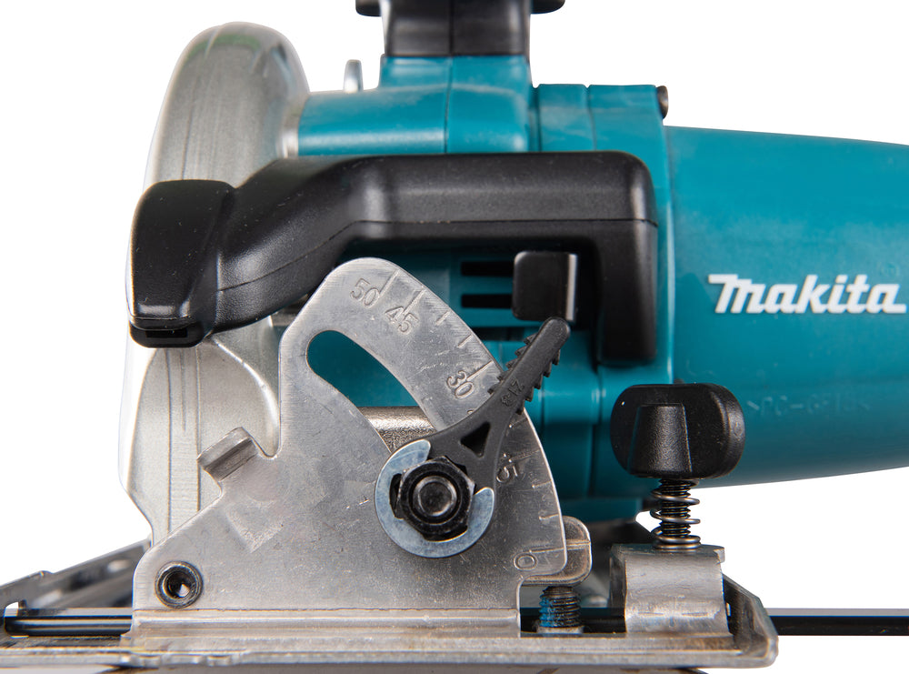 Makita Akku-Handkreissäge 18V DSS501SZ + Schwäble Schaumstoffeinlage