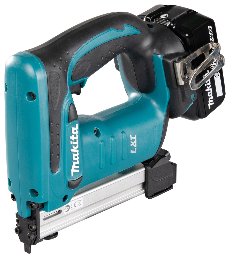 Makita cordless staple gun 18V DST221Z