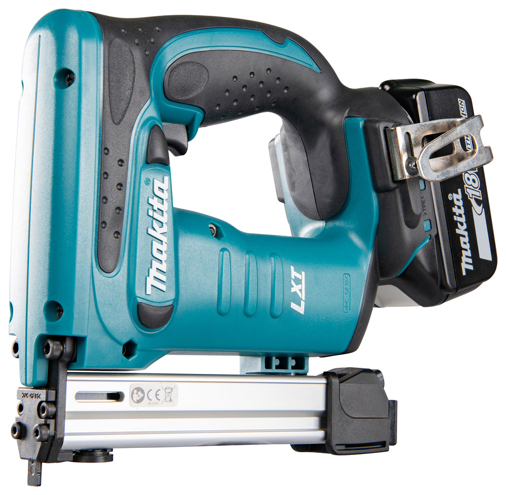 Makita cordless staple gun 18V DST221Z
