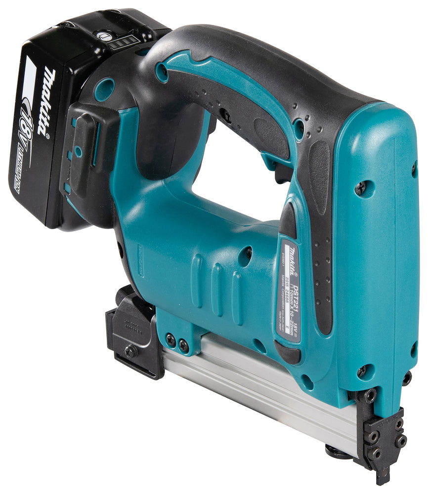 Makita cordless staple gun 18V DST221Z