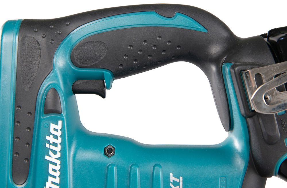 Makita cordless staple gun 18V DST221Z