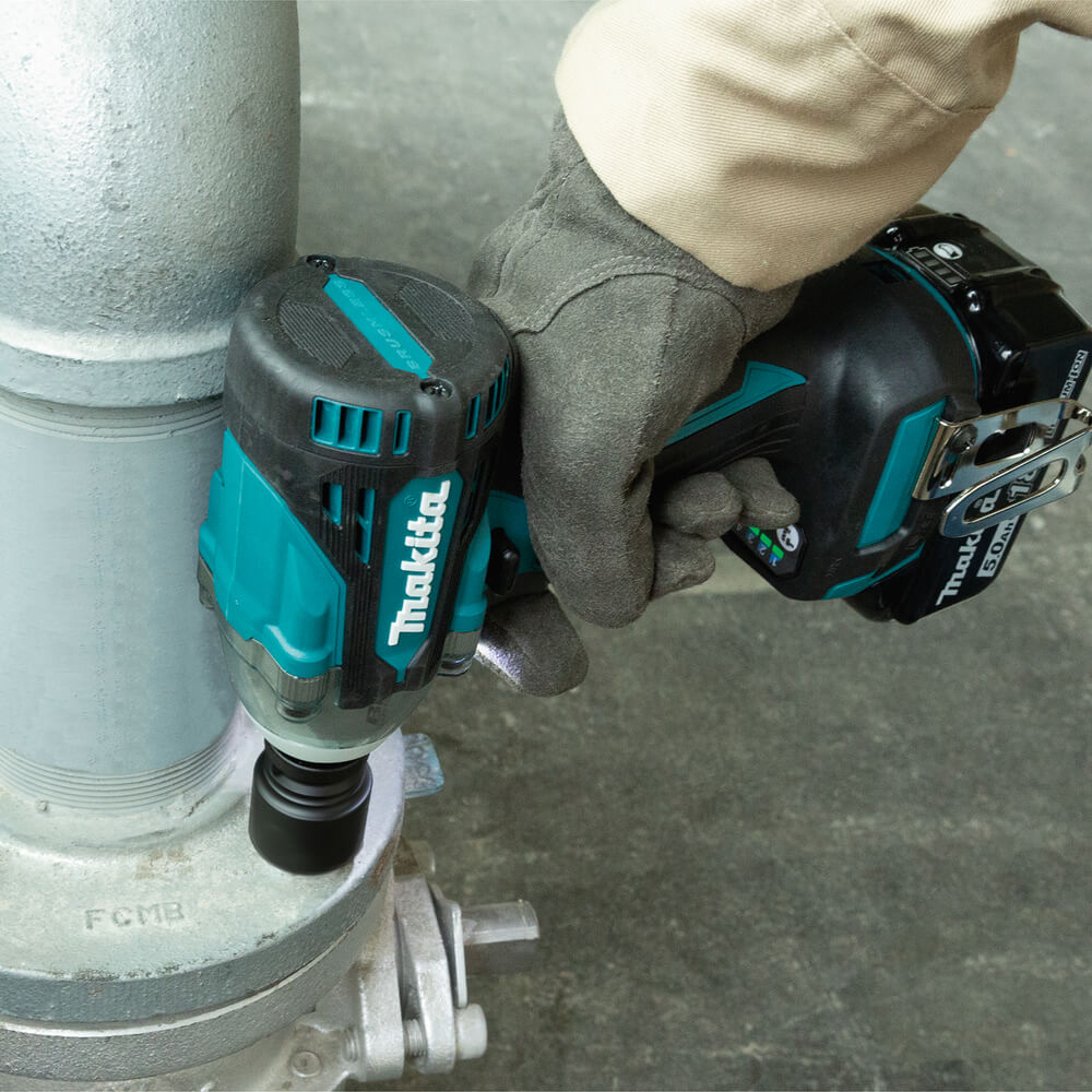 Makita Akku-Schlagschrauber 18V DTW300Z + Schwäble Adapter