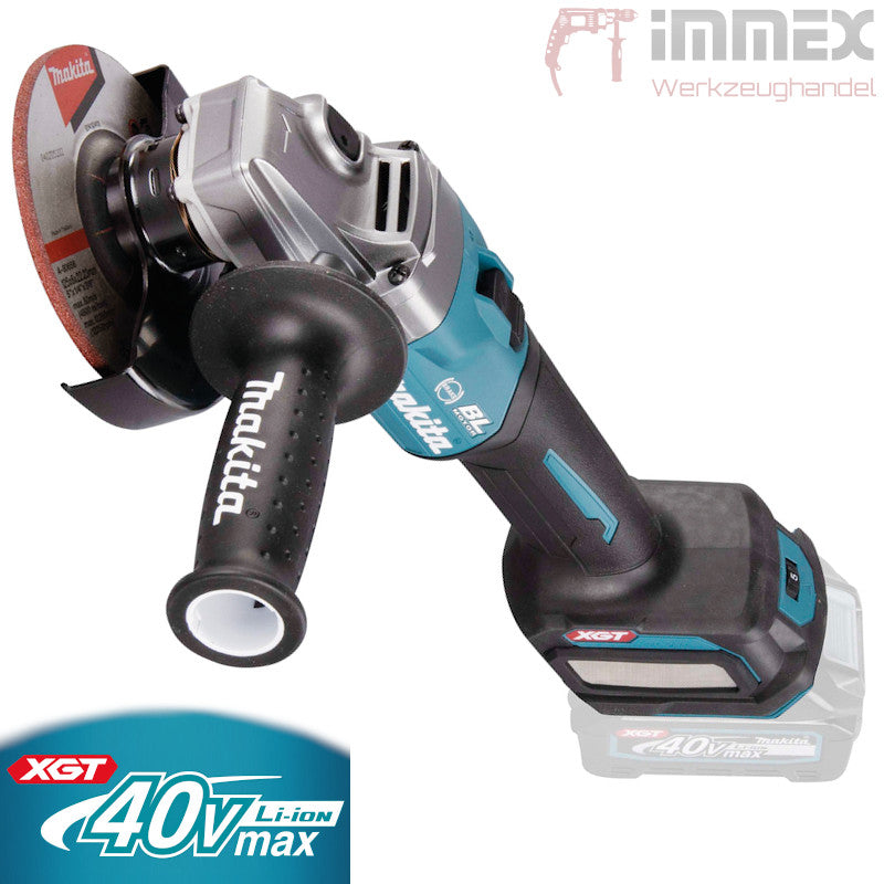 Makita 40V XGT Cordless Combo Set: Cordless Screwdriver, Impact Driver, Circular Saw and more.