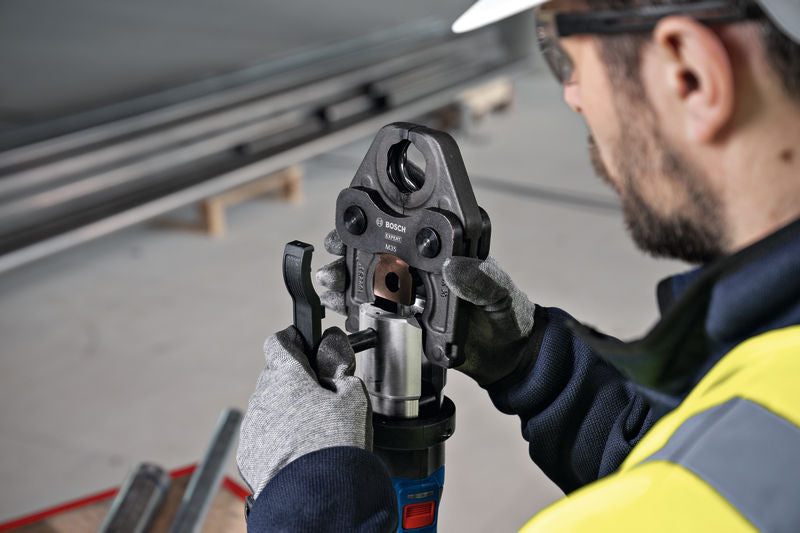 Bosch Akku-Presswerkzeug 18V  GPT 18V-32 Professional 06019M2100