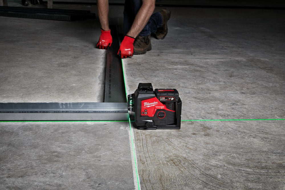 Milwaukee 12V M12 3x360° Cordless Cross Line Laser