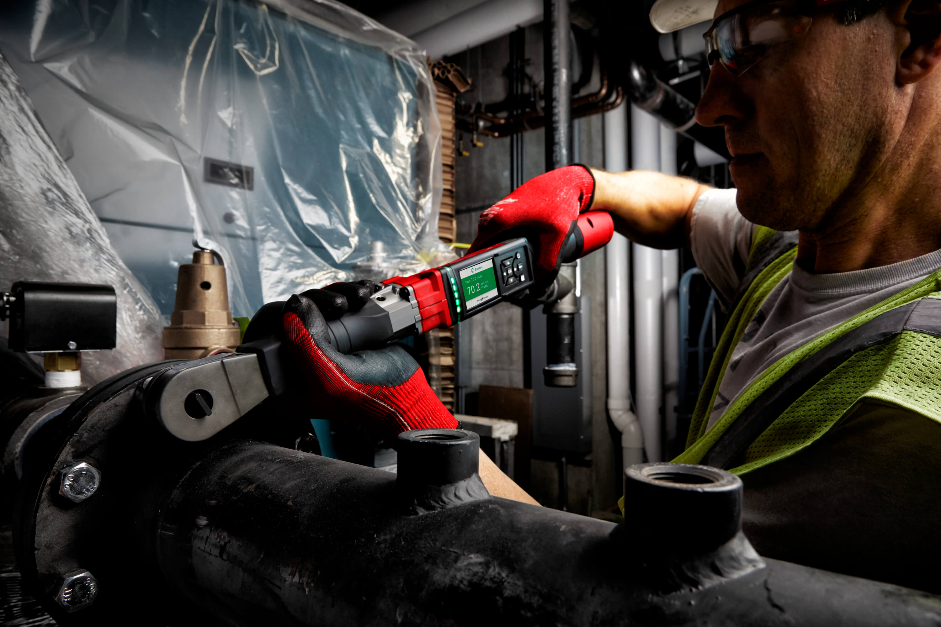 Milwaukee Akku-Drehmomentschlüssel 12V ONEFTR12-201C 16,9-203.4Nm