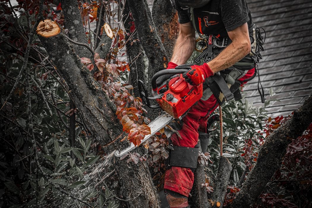 Milwaukee Top-Handle Kettensäge 18V M18 FTHCHS30-0