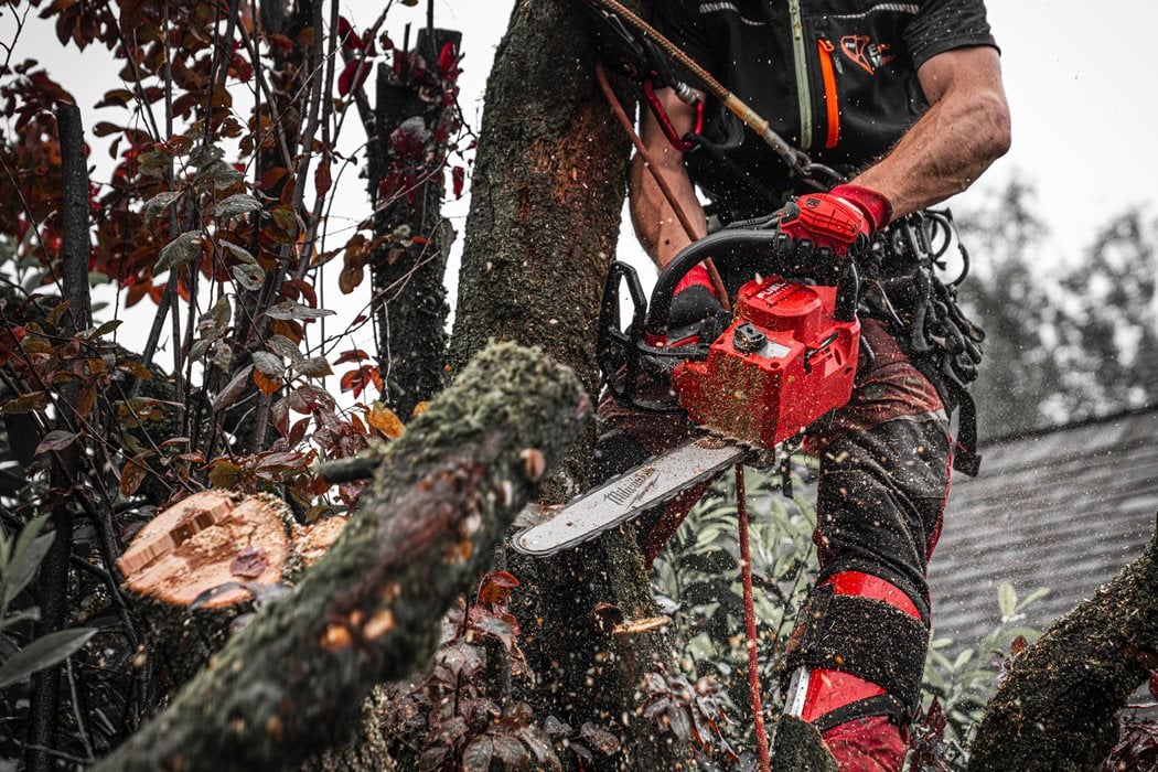 Milwaukee Top-Handle Kettensäge 18V M18 FTHCHS30-0