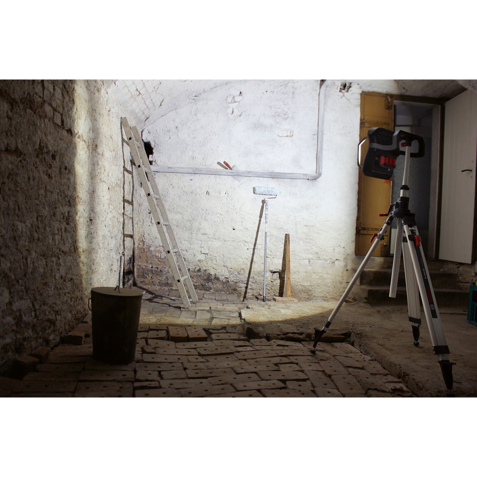 Bosch Akku-Lampe 18V GLI 18V-4000 C