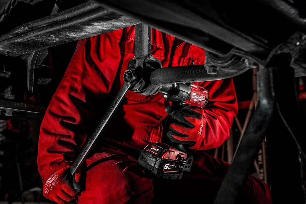 Milwaukee Akku-Schlagschrauber 18V FMTIW2F12-502X 1/2'' KFZ 881Nm