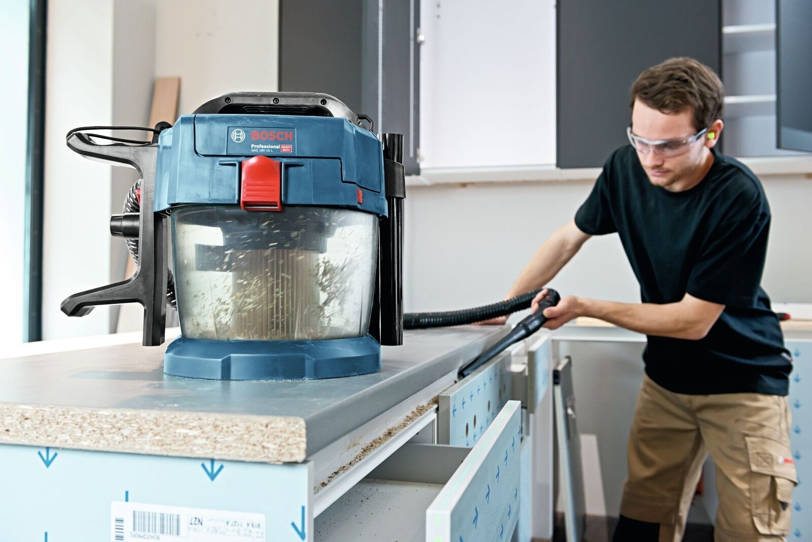 Bosch Akku-Staubsauger 18V GAS 18V-10 L + Zubehör