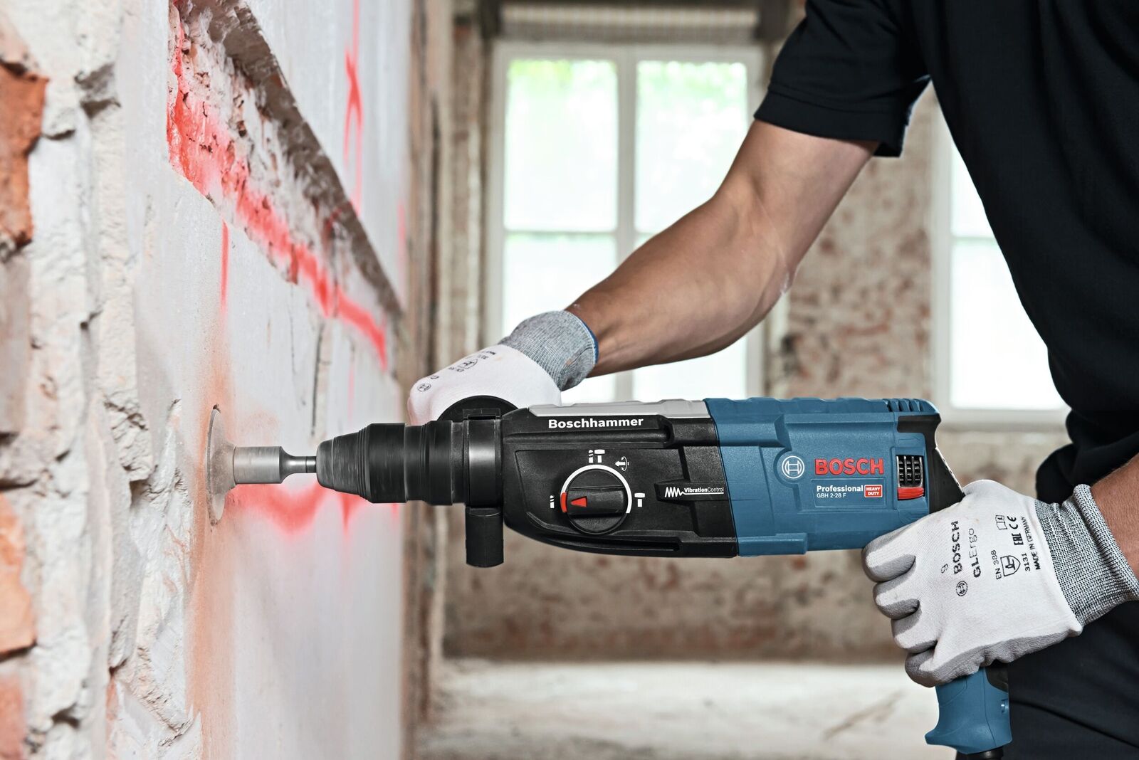 Bosch Bohrhammer GBH 2-28 F + L-BOXX