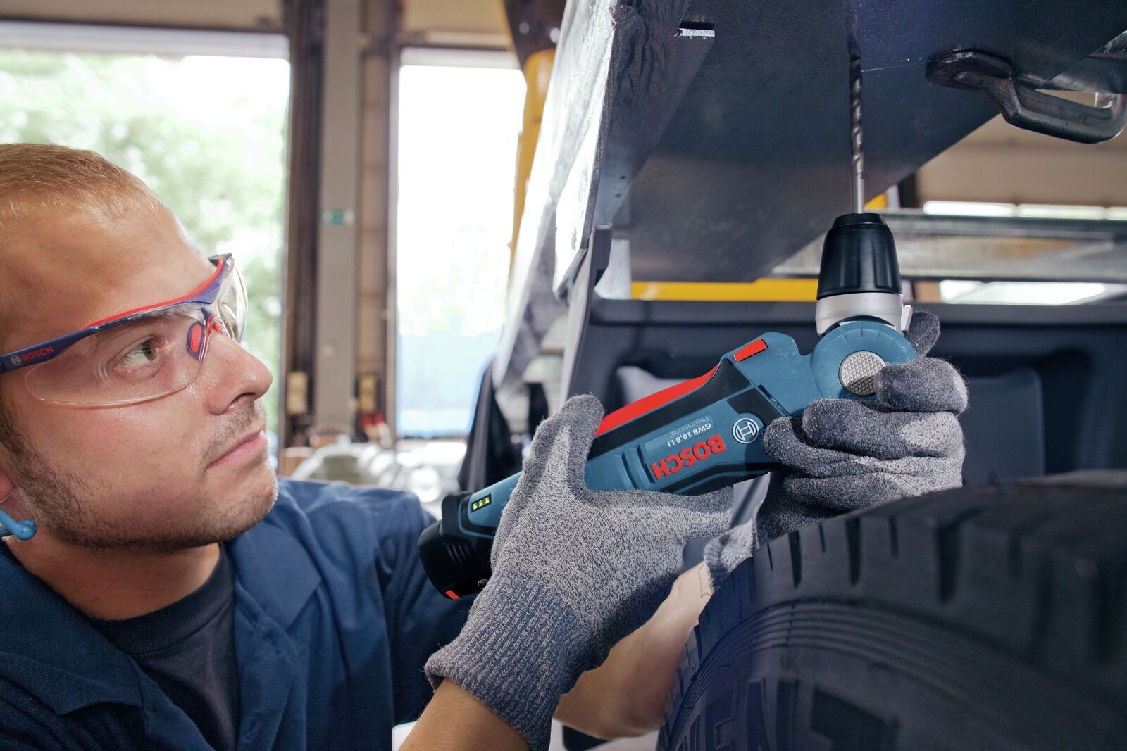 Bosch 12V Cordless Angle Drill GWB 12V-10 + L-BOXX