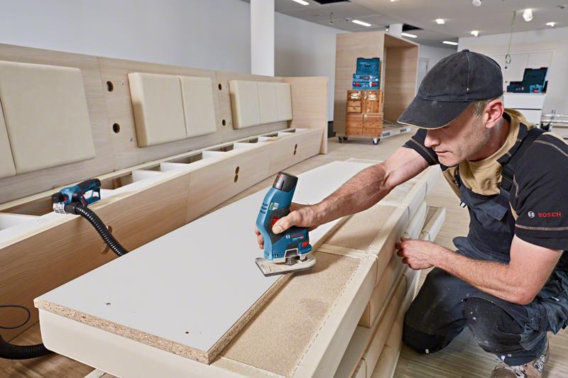 Bosch Cordless Edge Router 12V GKF 12V-8