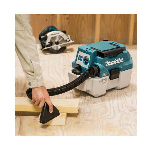 Makita 18V Cordless Vacuum Cleaner DVC750LZX3