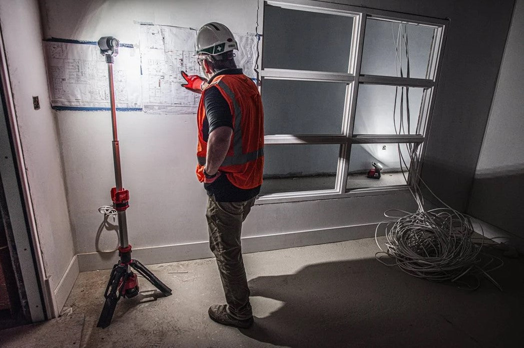 Milwaukee Akku-Leuchte Baustrahler LED M12 12V SAL-0