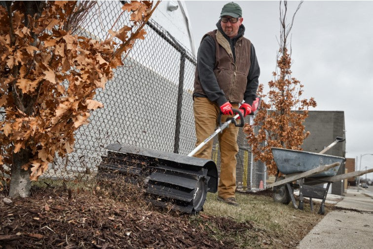 Milwaukee Kehrwalzen-Aufsatz für M18 FOPH-RBA