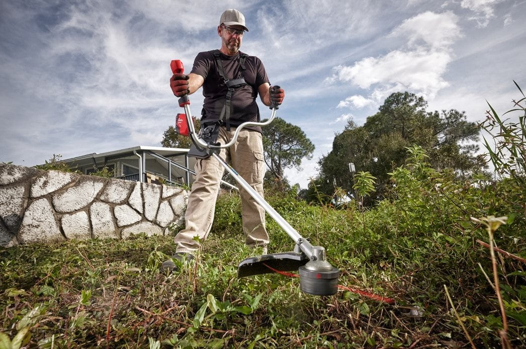 Milwaukee Akku-Freischneider Sense Trimmer 18V M18 FBCU-802