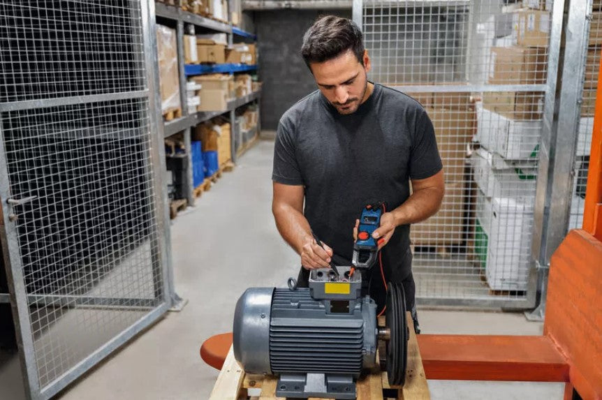 Bosch Strommesszange GMC 600-15 + MH 1 Professional 0601077601