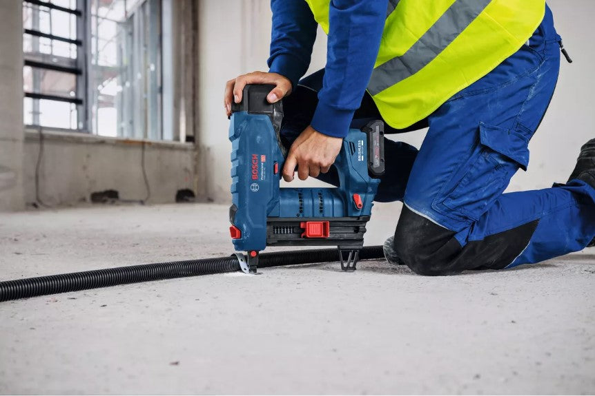 Bosch Elektriker Befestigungsteile 18V Akku-Nagler GNB18-38 40 mit E-Mundstück