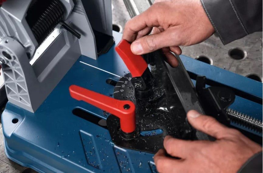 Bosch Metallhandkreissäge Trockenschneider Metallsäge GCD 18V-355 Professional