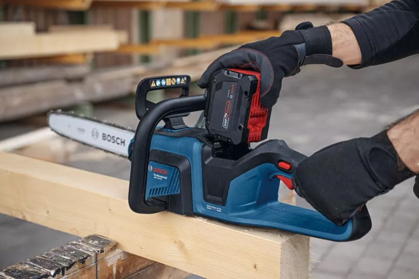 Bosch cordless chainsaw 18V GKE 18V-40 06008D3000