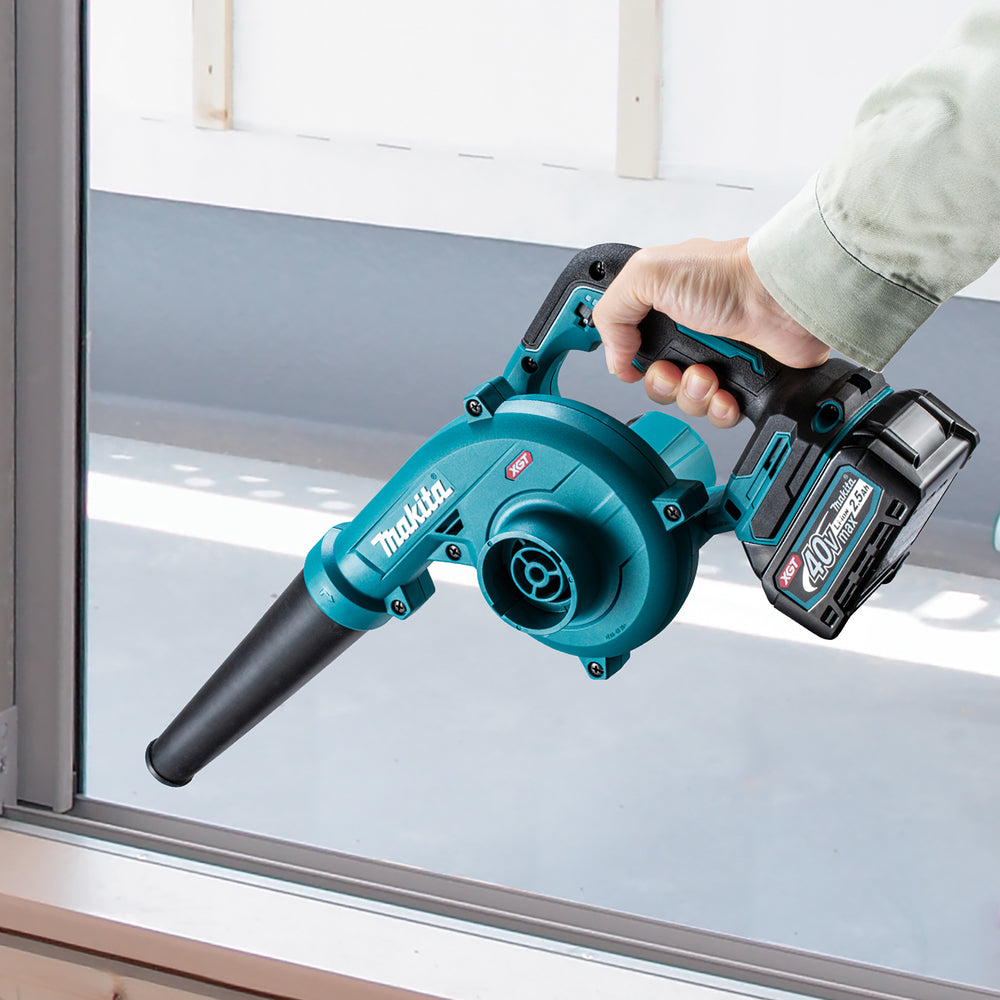 Makita Cordless Leaf Blower 40V UB002GZ01