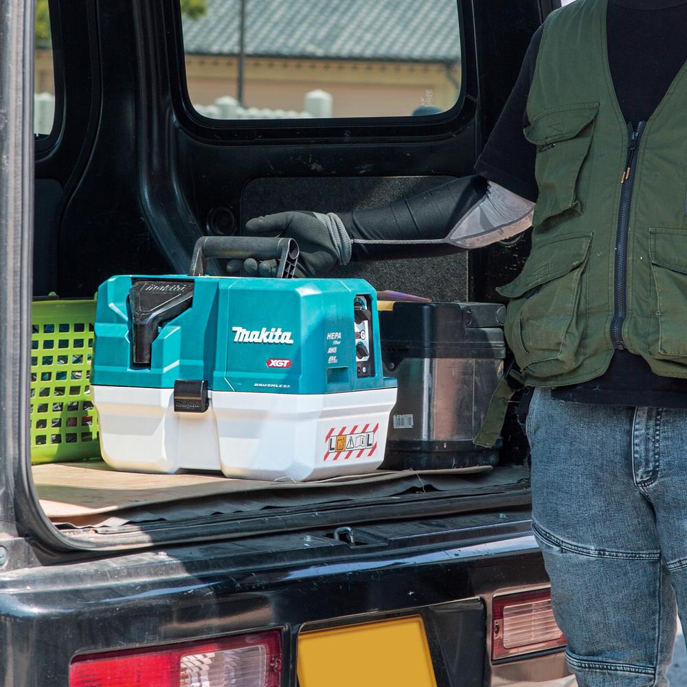 Makita Akku-Staubsauger 40V max. XGT VC013GLZ03 L Klasse + Zubehör